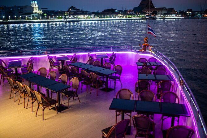Bangkok Chaophraya Dinner Cruise with Thai Cultural Show - Starting the evening at Asiatique at 8:00 pm