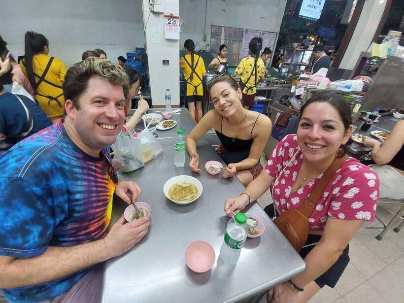 Bangkok: Chinatown Food Tour with Michelin Food Stalls - Key points at a glance