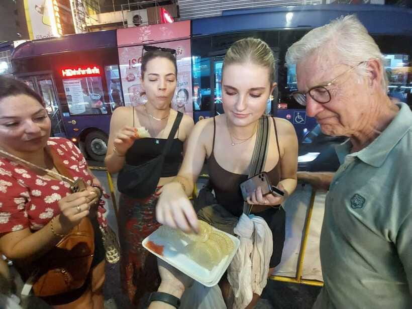 Bangkok: Chinatown Food Tour with Michelin Food Stalls - Is $36 good value?