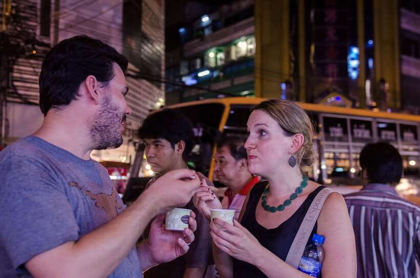 Bangkok: Chinatown Night Food Tour - Starting at Hua Lamphong and entering Yaowarat