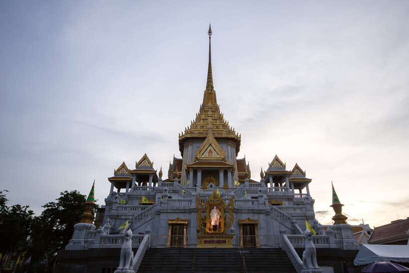 Bangkok: Chinatown Night Food Tour - Seven stops, seven reasons to keep eating