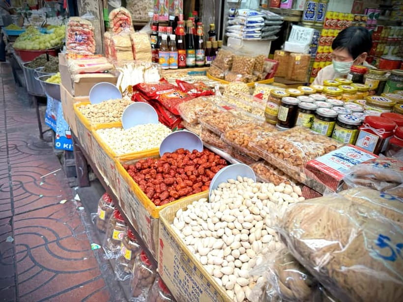 Bangkok: Chinatown & Taladnoi Street Art Guided Walking Tour - Ending at River City Bangkok