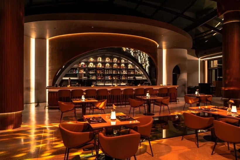 Bangkok: Cielo Sky Bar & Restaurant Rooftop - Who Will Get the Most From Cielo