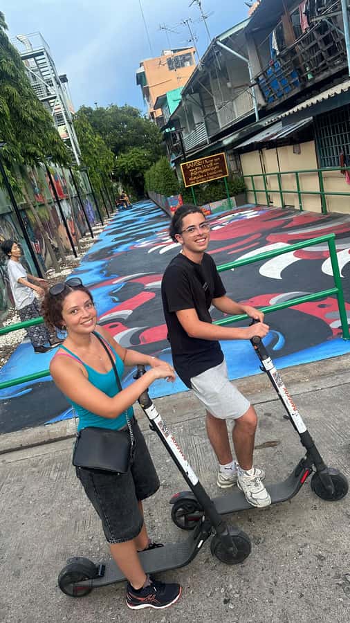 Bangkok: City Highlights Electric Scooter Tour - Flower markets, Chinatown, and the timing problem