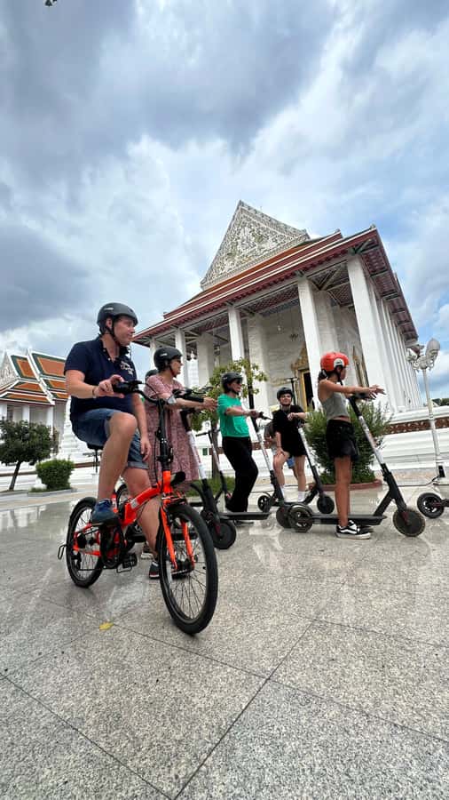 Bangkok: City Highlights Electric Scooter Tour - Starting at Bangkok Fun Ride