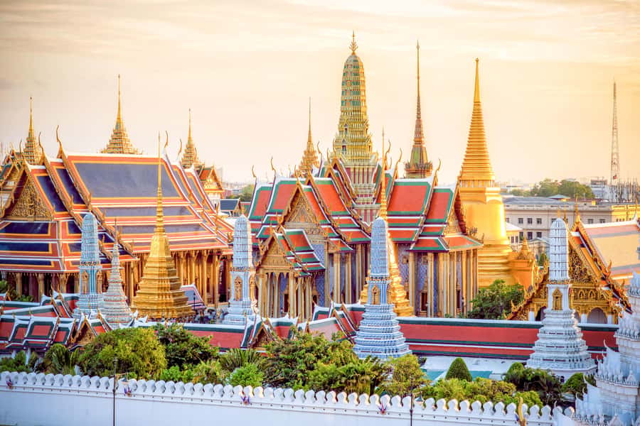 Bangkok: City Highlights Temple and Market Walking Tour - Key points at a glance