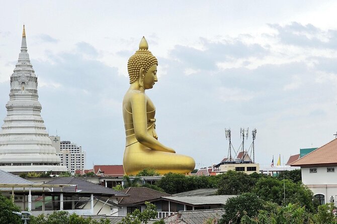 Bangkok City Tour with Guided Temple Visits and Shared Transfers - Gems Gallery adds a different kind of stop