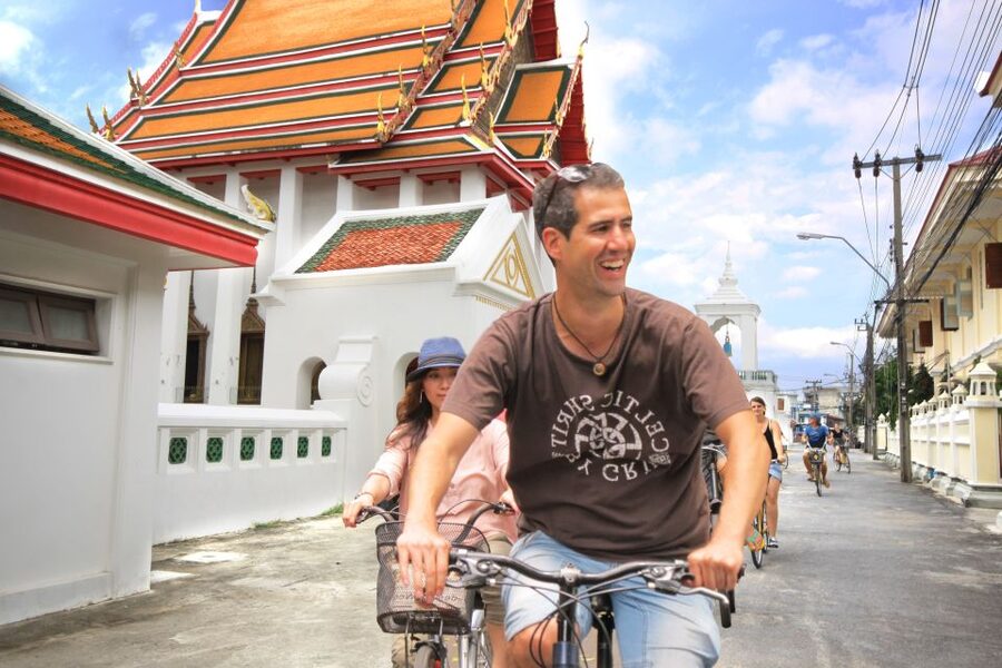 Bangkok Classical Bicycle Tour - Temples, spirit houses, and ordinary rituals