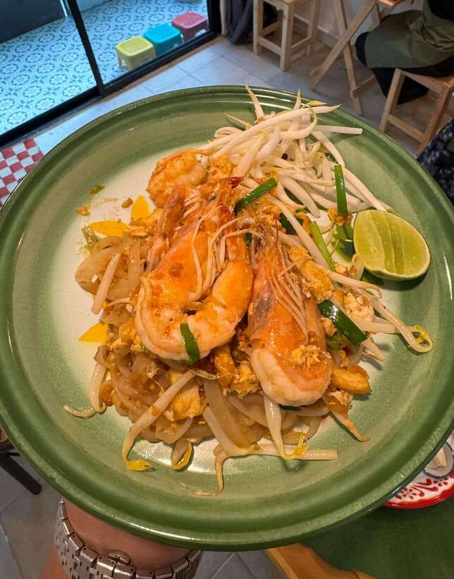 Bangkok Cooking Class : Traditional Thai dishes&Market Trip - Choosing the right session and meeting point