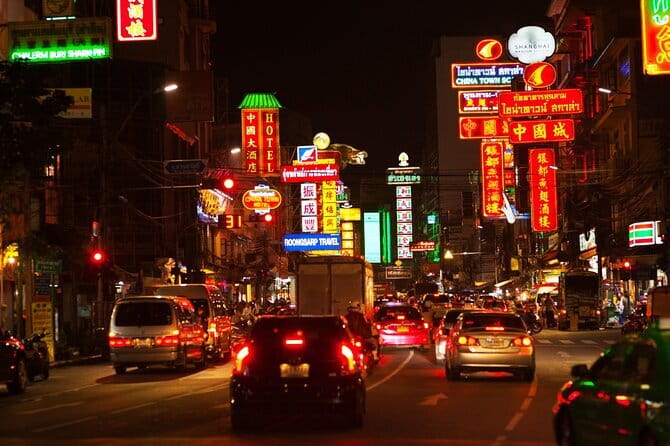 Bangkok Cultural Experience - Guides who add personal help