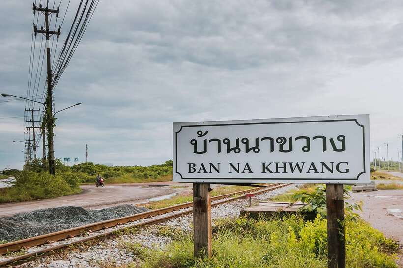 Bangkok: Damnoen Saduak Market and Maeklong Railway Market - Should you book it?
