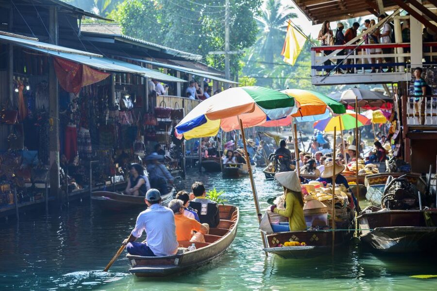 Bangkok: Damnoen Saduak, Train Market & Mahanakhon Day Trip - Should you book the Maeklong and Damnoen Saduak tour?