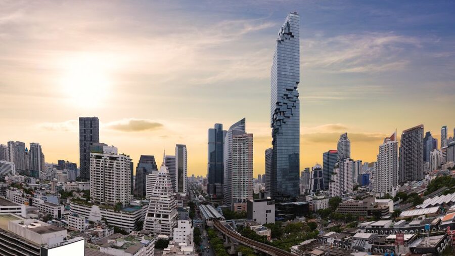Bangkok: Damnoen Saduak, Train Market & Mahanakhon Day Trip - Ending beneath Bangkok’s tallest building