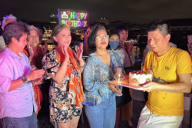 Bangkok Dinner Cruise with Intl Buffet, Live Music & Hotel Pickup - Wat Rakang, Phra Pinklao Bridge, and Rama VII Bridge