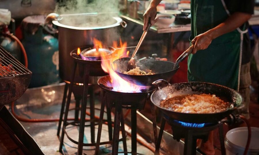 Bangkok: Discover a Taste of Chinatown – 2 Hr Walking Tour - Starting at Wat Mangkon MRT station