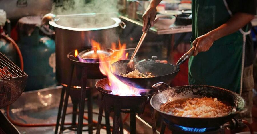 Bangkok: Discover a Taste of Chinatown – 2 Hr Walking Tour - Yaowarat’s food streets, one bite at a time