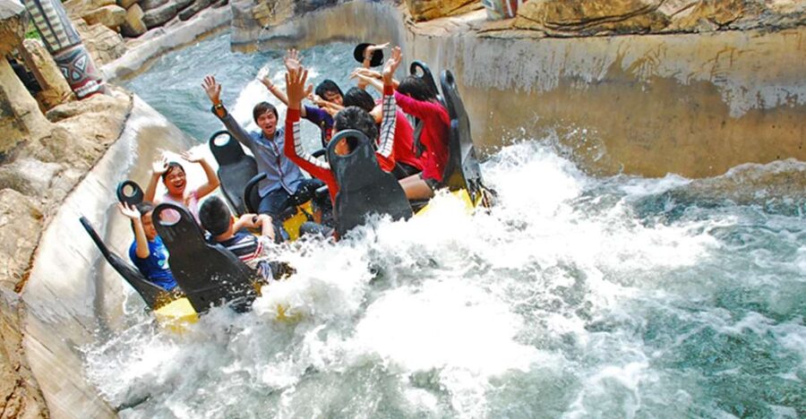 Bangkok: Dream World Entrance Ticket - Fantasy Land Brings Fairy Tales to Life