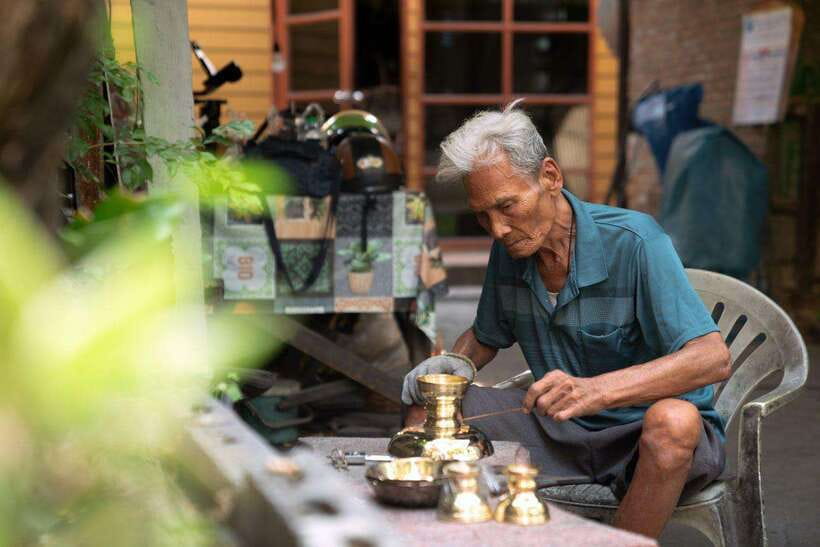 Bangkok Electric Tuk Tuk: Street Food & Markets - Wang Lang Market, where the tour earns its price