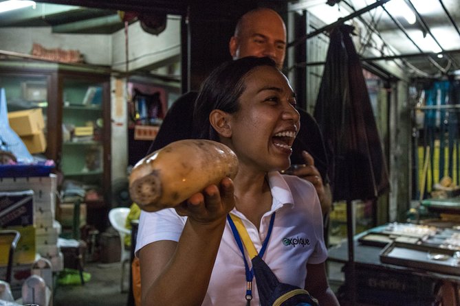 Bangkok Evening Street Food Tuk Tuk Adventure - Democracy Monument and a proper meal near Krua Absorn