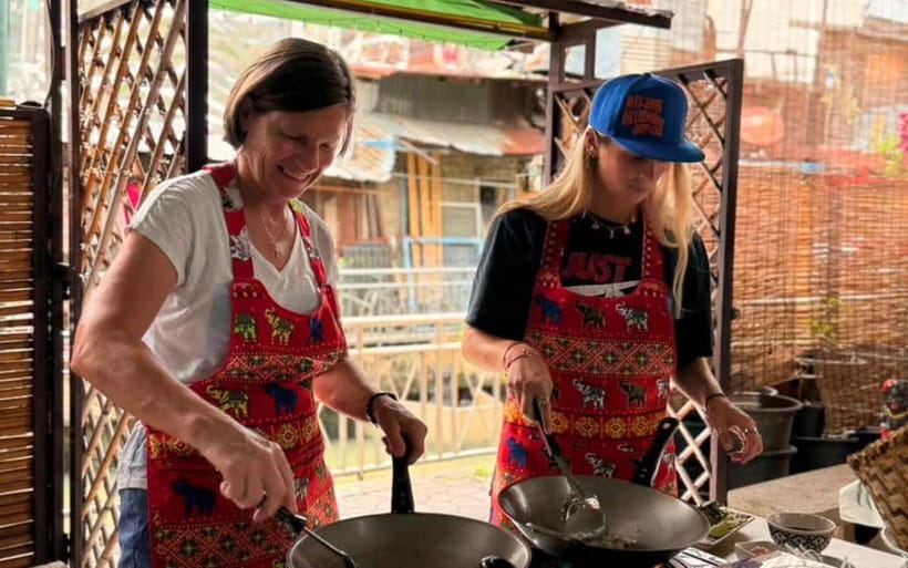Bangkok: Favourite Thai Flavors Cooking Class by Smart Cook - Key Points Before You Book