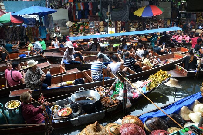 Bangkok: Floating Market and Train Tour with Guide in Spanish and English - What The Guides Add To The Day