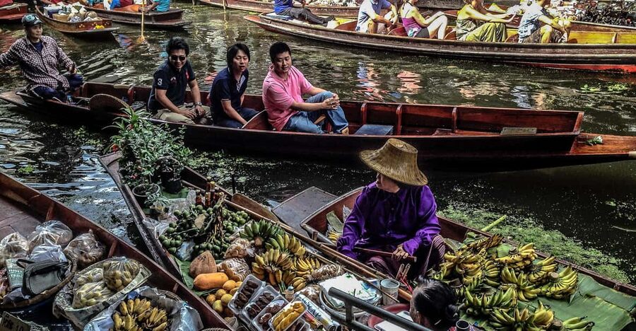 Bangkok: Floating Market & Maeklong Markets Private Transfer - Leaving Bangkok for two very different markets