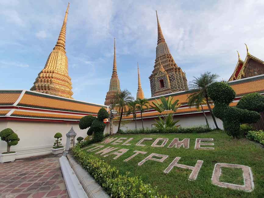 Bangkok: Grand palace and Iconic temple Half-Day Private - Wat Pho and the Reclining Buddha