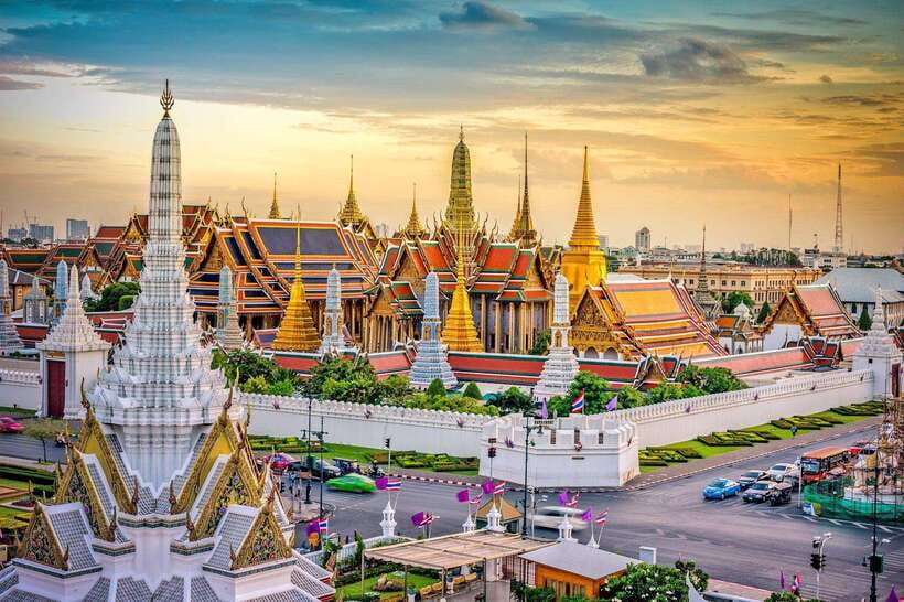 Bangkok: Grand Palace, Wat Pho, and Wat Arun Guided Tour - Why this temple tour works for a first Bangkok morning