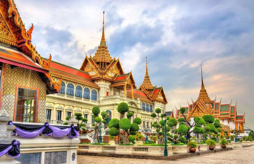Bangkok: Grand Palace, Wat Pho, Wat Arun and Wat Sa Ket Tour - Wat Saket and the Golden Mount