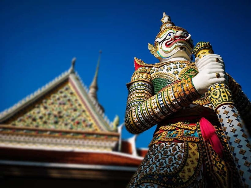 Bangkok: Grand Palace, Wat Pho, Wat Arun Sacred & Local Tour - What the $18 price really covers