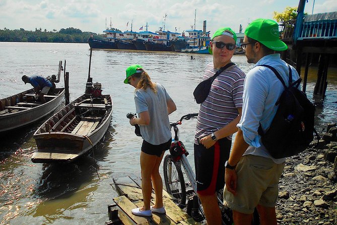 Bangkok Green Oasis 4-Hour Bike Tour with Boat Ride - Starting at Wat Khlong Toei Nok Pier