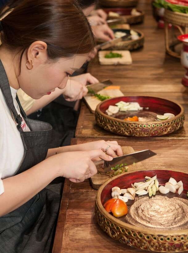 Bangkok: Hands-on Thai Cooking Class and Market Tour - Key points at a glance