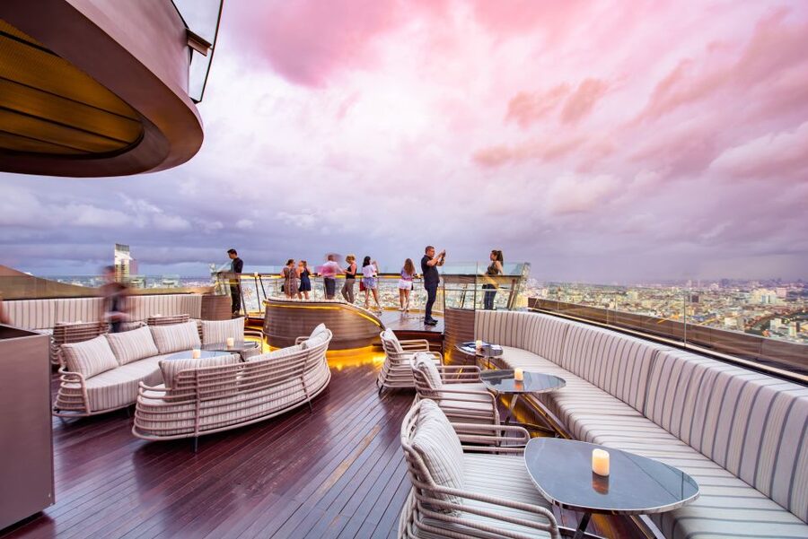 Bangkok: Lebua Rooftop Bar Reservation & Round-Trip Transfer - Dress rules are strict at the door
