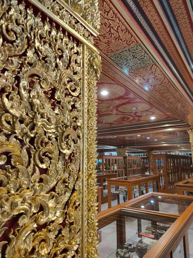Bangkok: Longtail Boat Canal Tour to Wat Arun - The 20-minute ride back toward the Chao Phraya