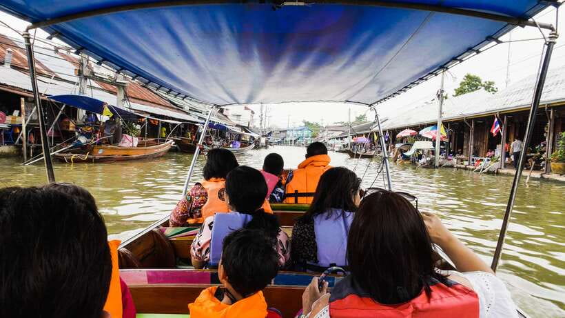 Bangkok: Maeklong Railway & Amphawa Floating Market Day Trip - Amphawa Floating Market after the railway drama