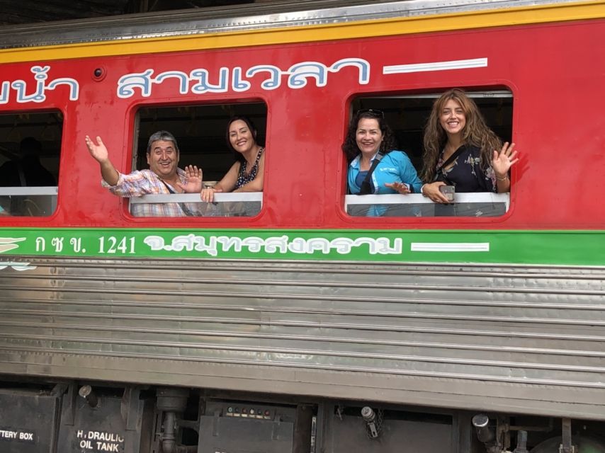 Bangkok: Maeklong Railway Market & Floating Market Tour - Guides who make the difference