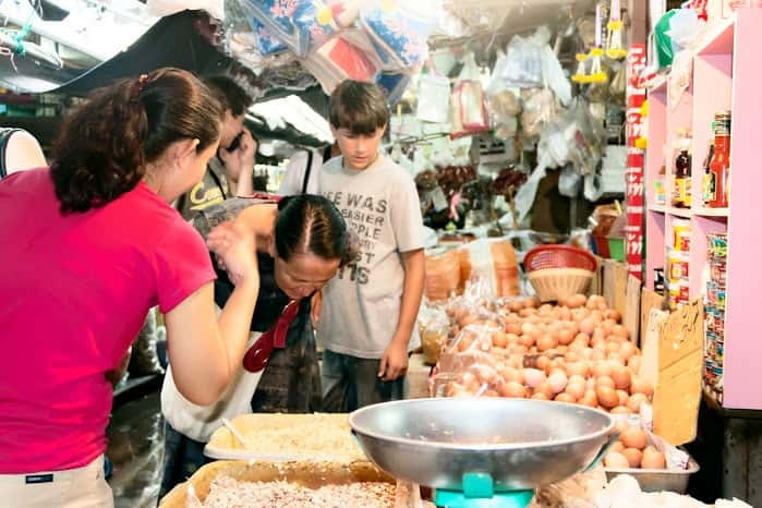 Bangkok: Maliwan Thai Cooking Class with Market Tour - Eating the food you prepared