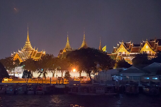 Bangkok Meridian Dinner Cruise from ICONSIAM - Wat Arun, Wat Kalayanamitr, and temple reflections