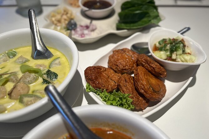 Bangkok Michelin Food Tour (3 Stops, 8 tastings) - Riding an electric tuk-tuk through old Bangkok