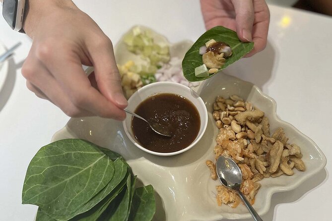 Bangkok Michelin Food Tour (3 Stops, 8 tastings) - A second Michelin-listed stop in Phra Nakhon