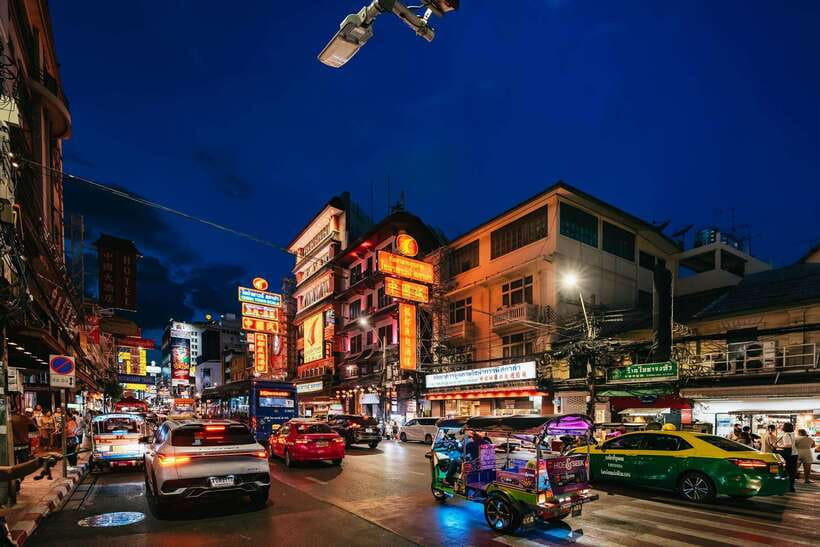 Bangkok: Michelin Guide Street Food Tour by Tuk Tuk - One hour or three hours?