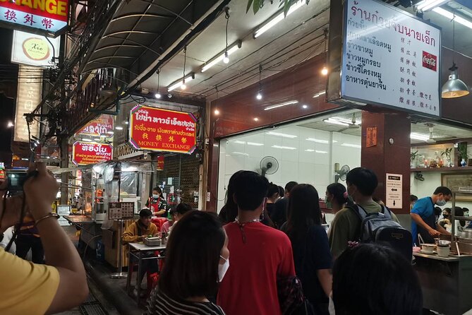 Bangkok: Michelin Guide Street Food Tour by Tuk Tuk - Jay Fai: famous, optional, and easy to misunderstand