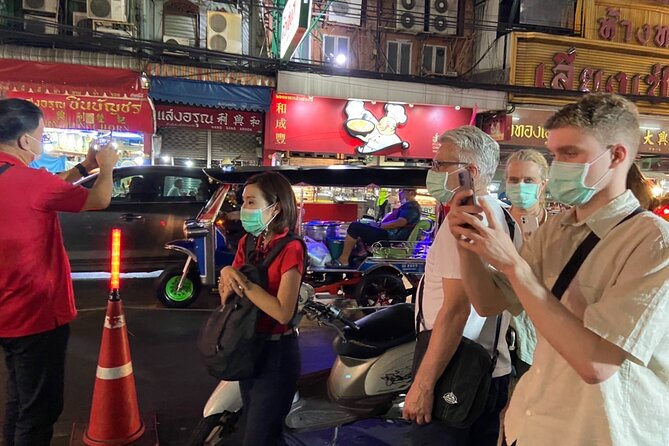 Bangkok: Michelin Guide Street Food Tour by Tuk Tuk - The tuk tuk ride sets the tone
