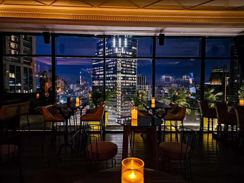 Bangkok: Mojjo Rooftop Lounge & Bar Food & Beverage Package - What the 90-minute experience feels like