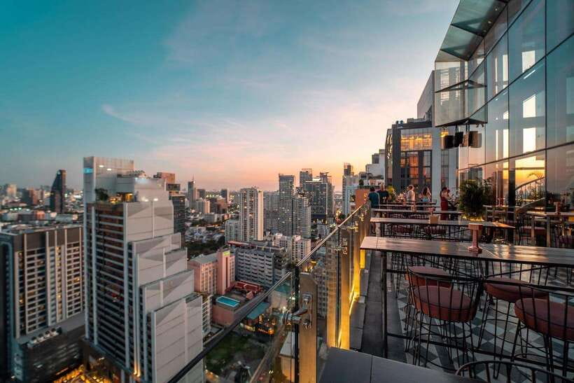 Bangkok: Mojjo Rooftop Lounge & Bar Food & Beverage Package - Is $31 good value?