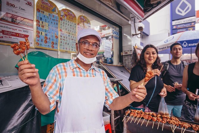 Bangkok Most Famous Food Experience (Private & All-Inclusive) - Reading Bangkok through Yaowarat Road