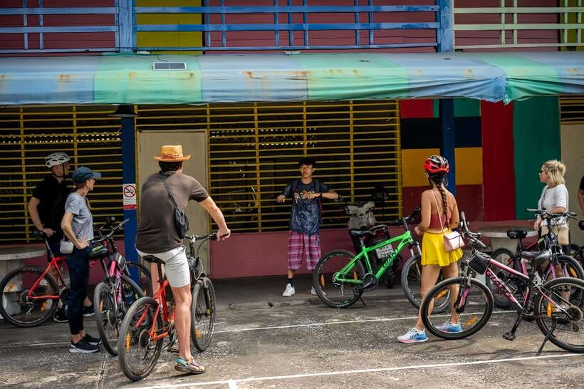 Bangkok: Must-Try Hidden Bike & Food Experience - The last secret stops and the ride back