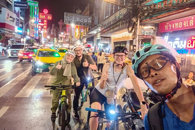 Bangkok Night Bike Tour -Hotel-pickup & Dinner - Dinner, street food, and the rooftop drink