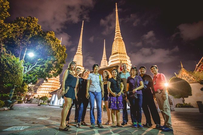 Bangkok Night Food and City Tour by Tuk Tuk - Ann Guay Tiew Kua Gai and the smell of charcoal