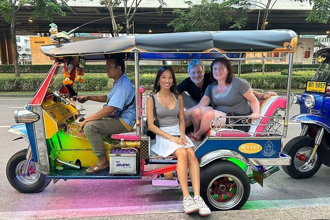 Bangkok Night Food Tour By Tuk Tuk - Wongwian Yai and the first taste of local Bangkok